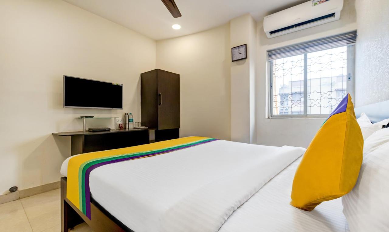 Itsy Hotels Neeranand Plaza コルカタ エクステリア 写真