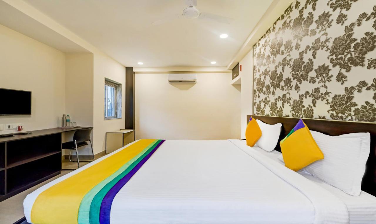 Itsy Hotels Neeranand Plaza コルカタ エクステリア 写真