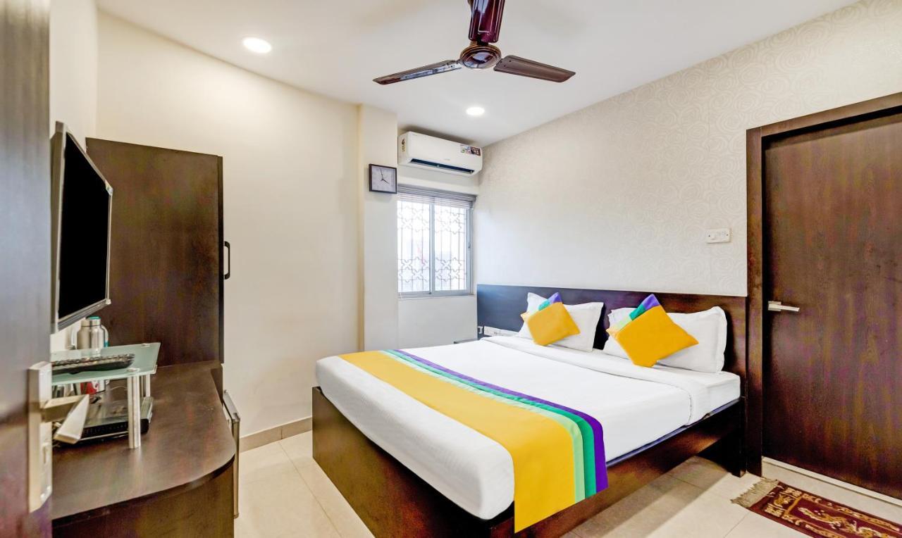 Itsy Hotels Neeranand Plaza コルカタ エクステリア 写真