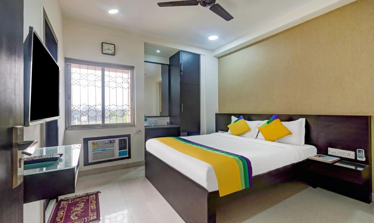 Itsy Hotels Neeranand Plaza コルカタ エクステリア 写真